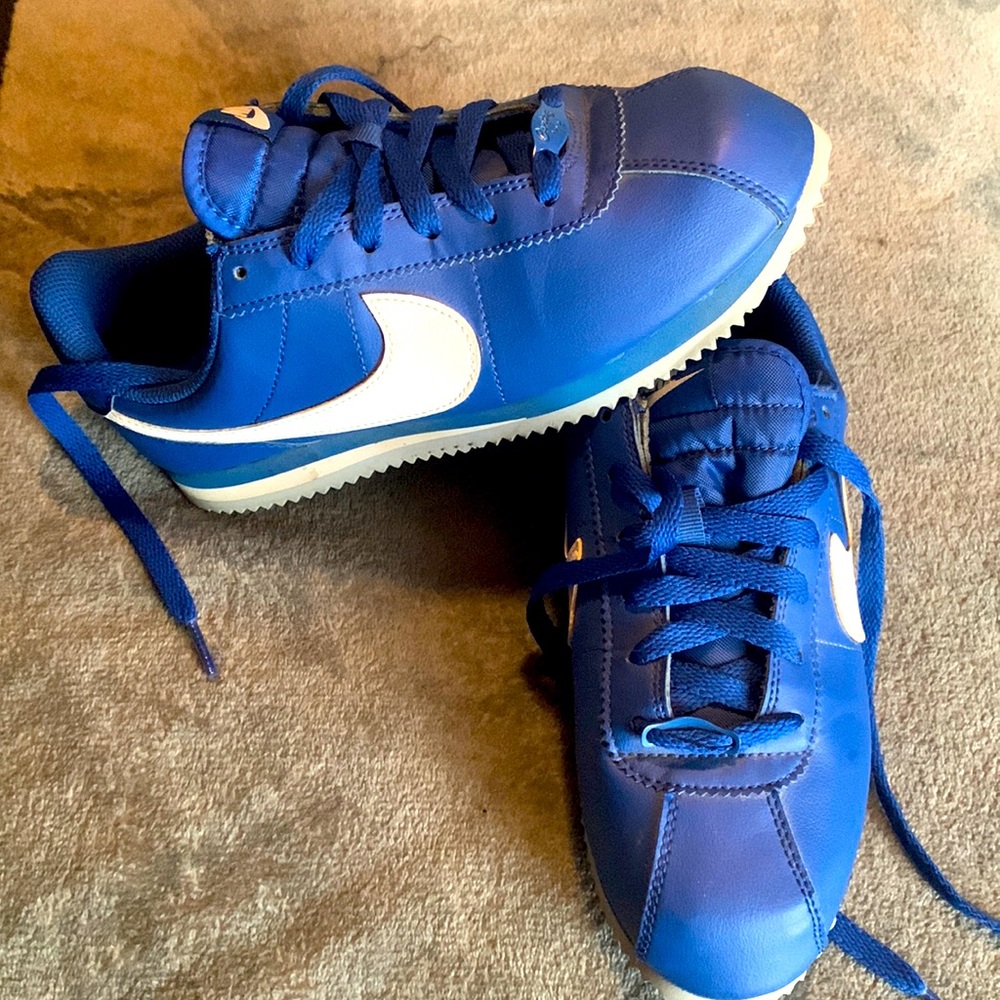 NIKE Cortez Womens Sneakers